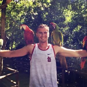 Meet your Posher, Aaron